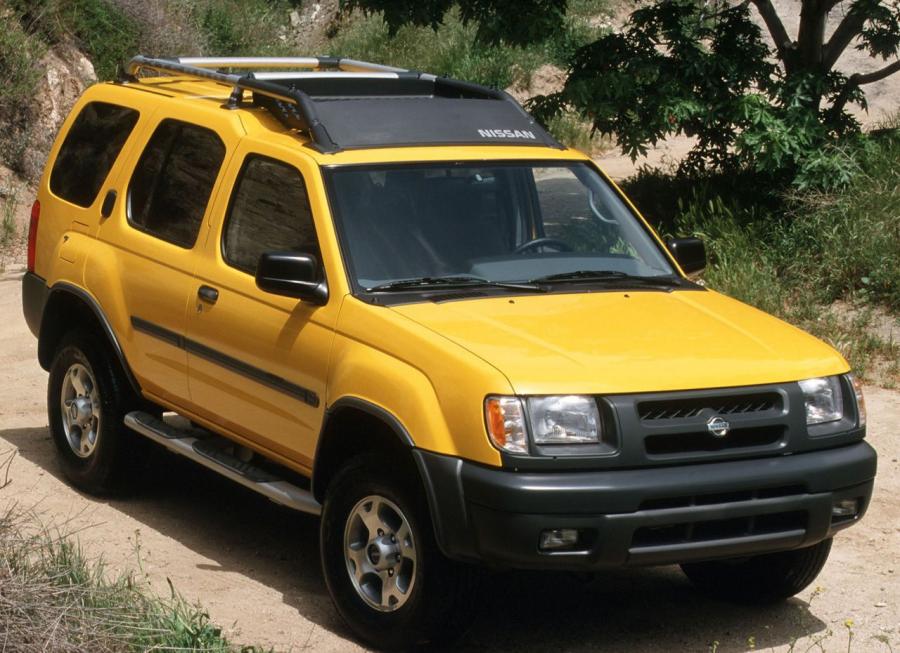  Nissan Xterra 2000 года  (фото 5 из 9)